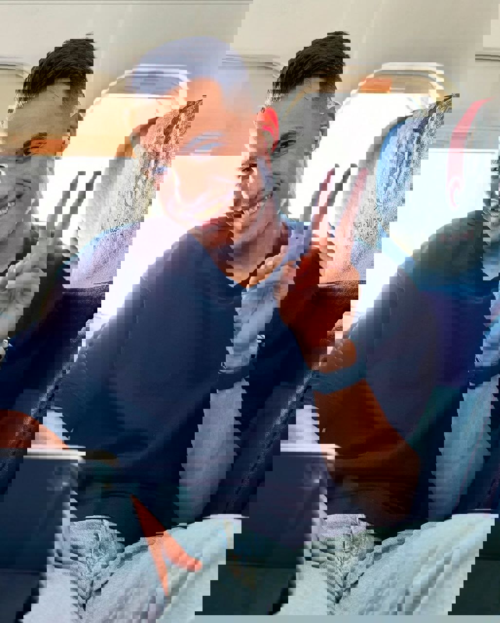 2205483