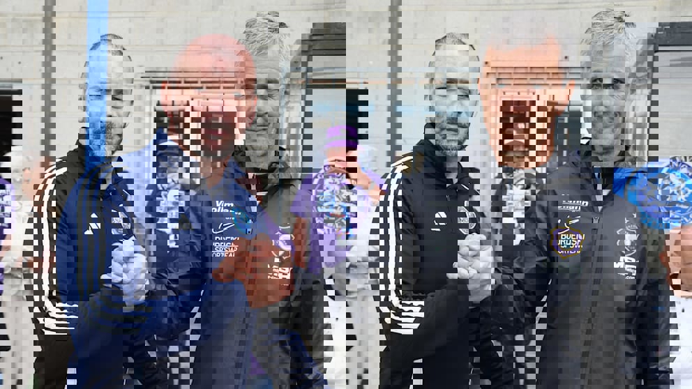 2205572