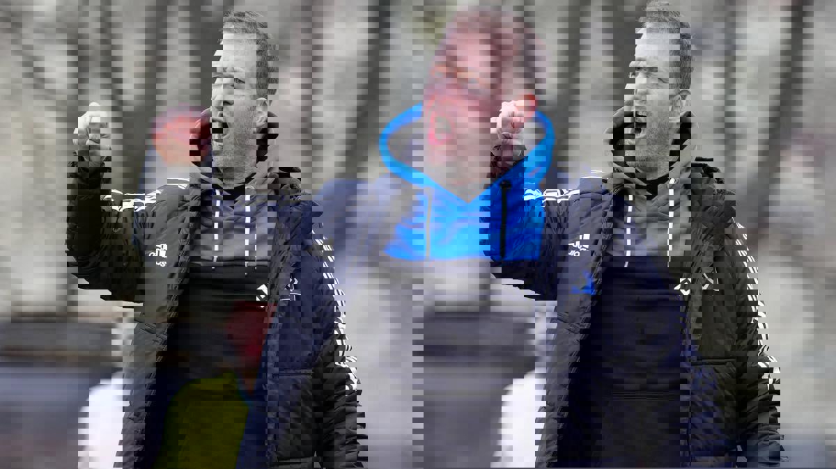 2205624