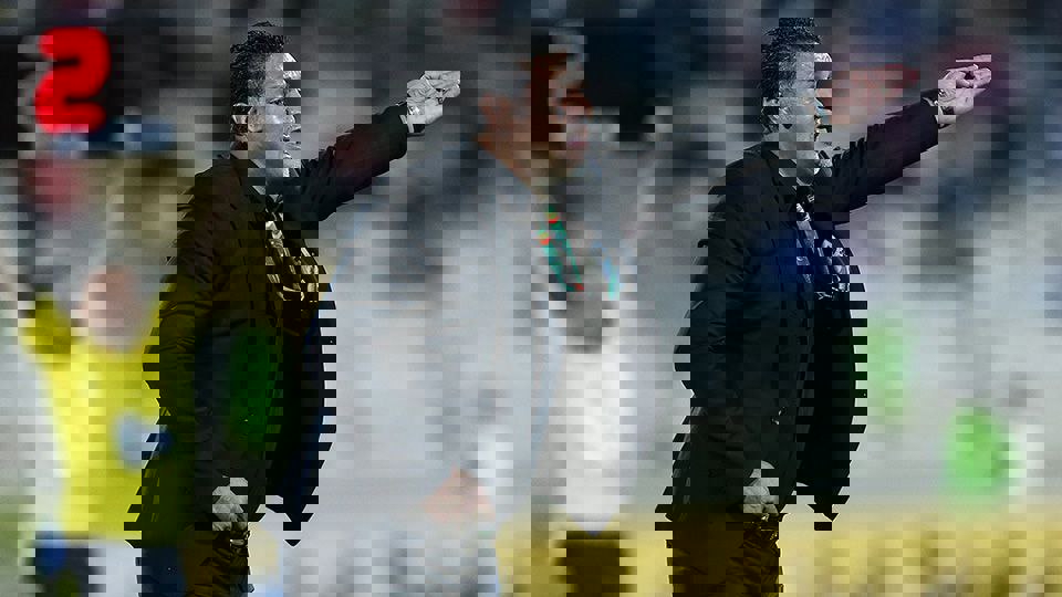 2205631