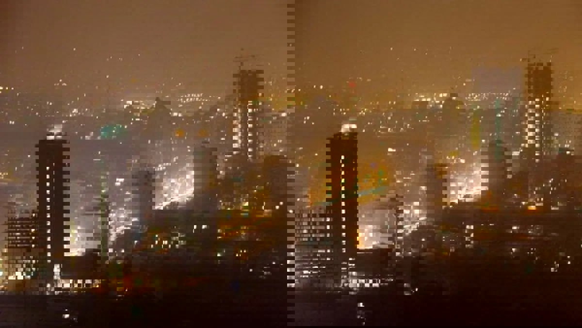 2205902
