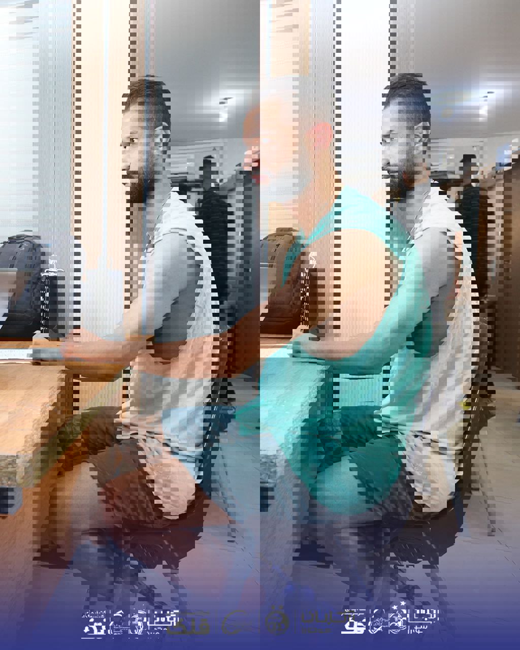 2205703