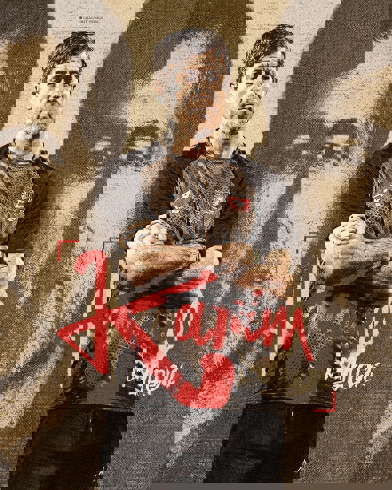 2205816