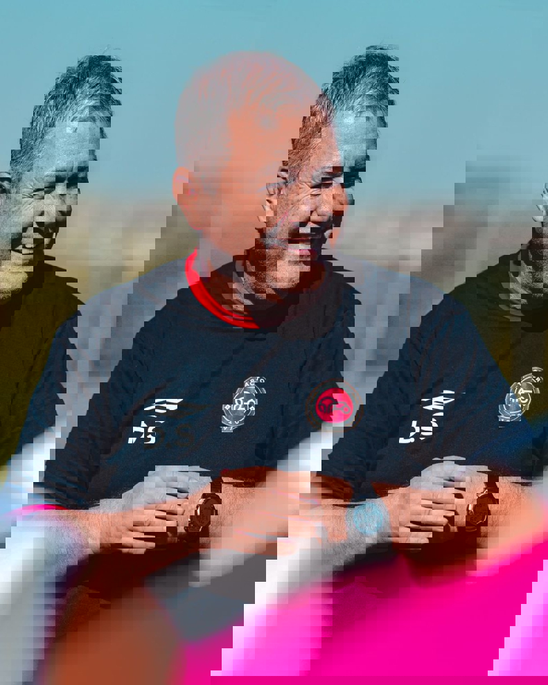 2205888