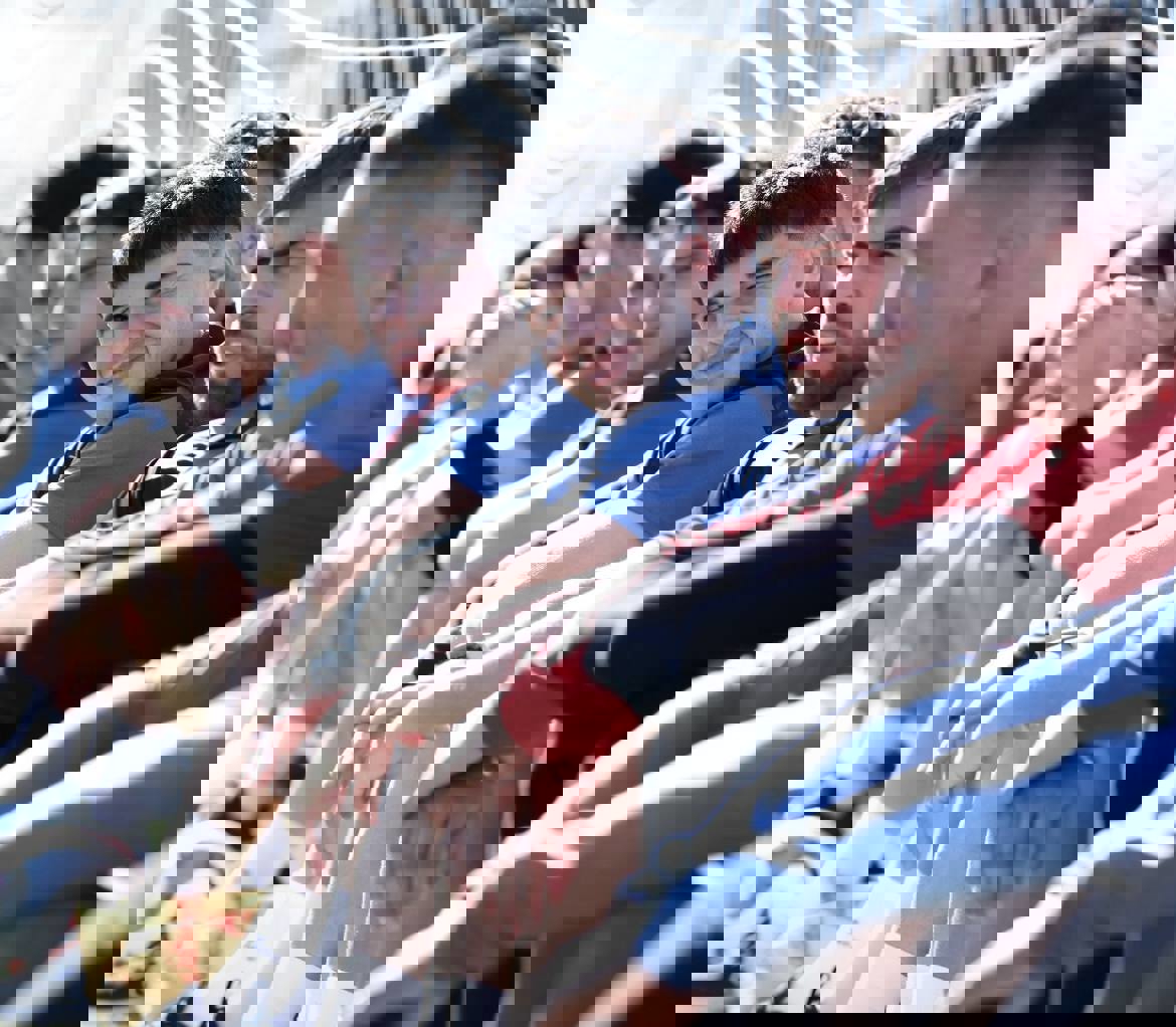 2205922