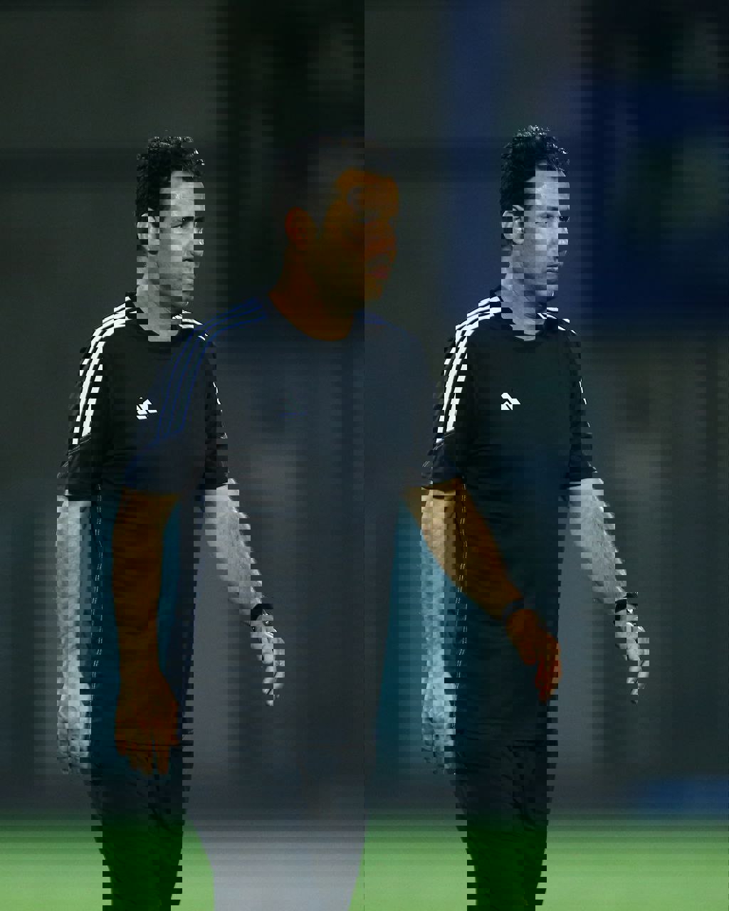 2205949