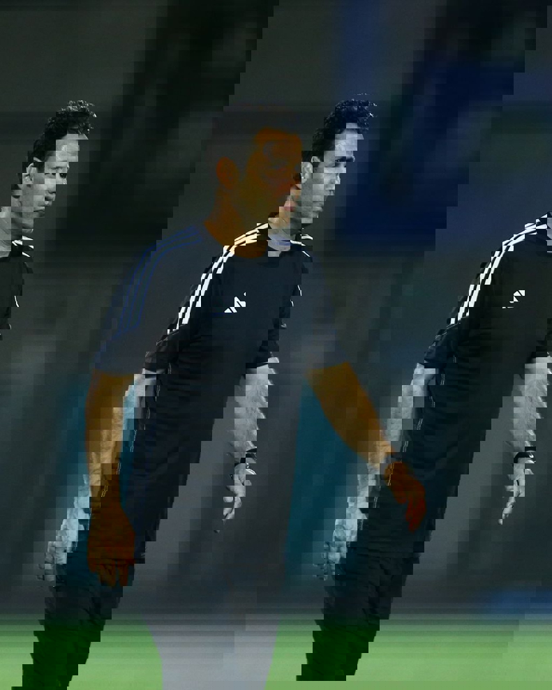 2205949