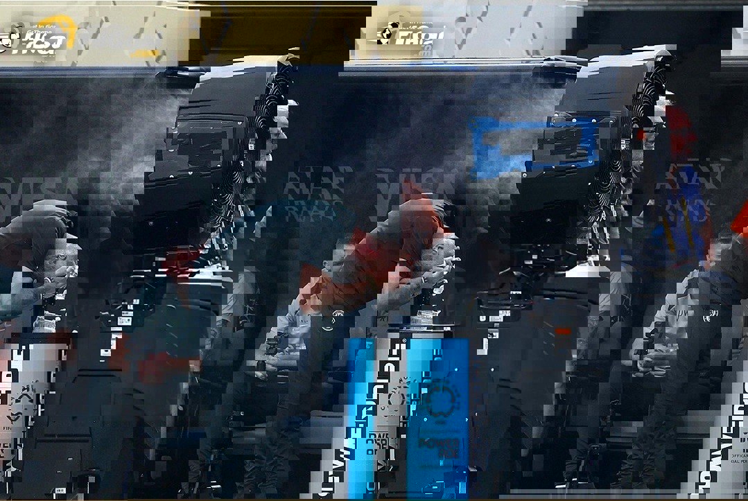 2206076