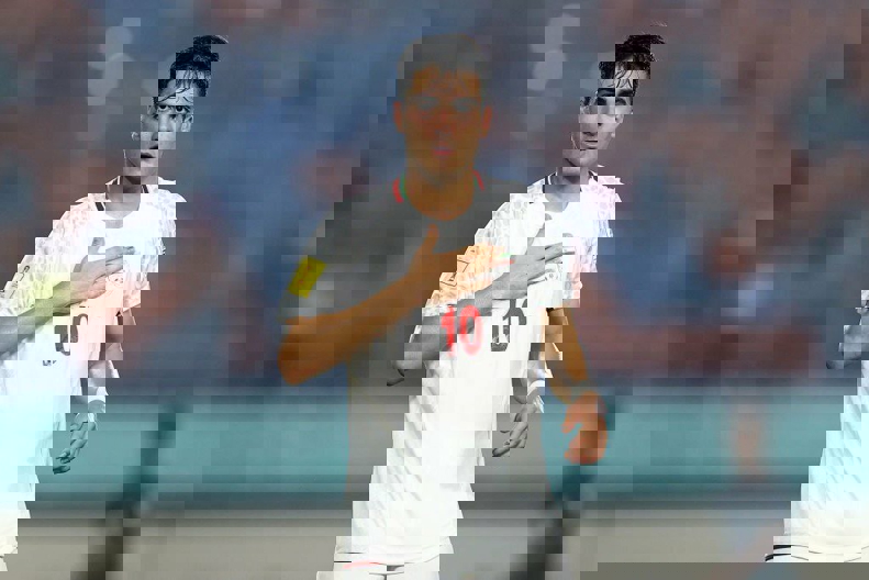 2206028