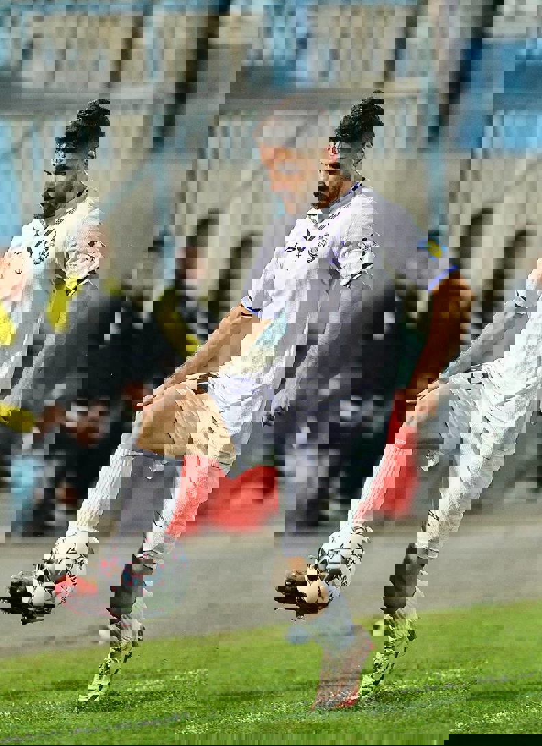 2206193