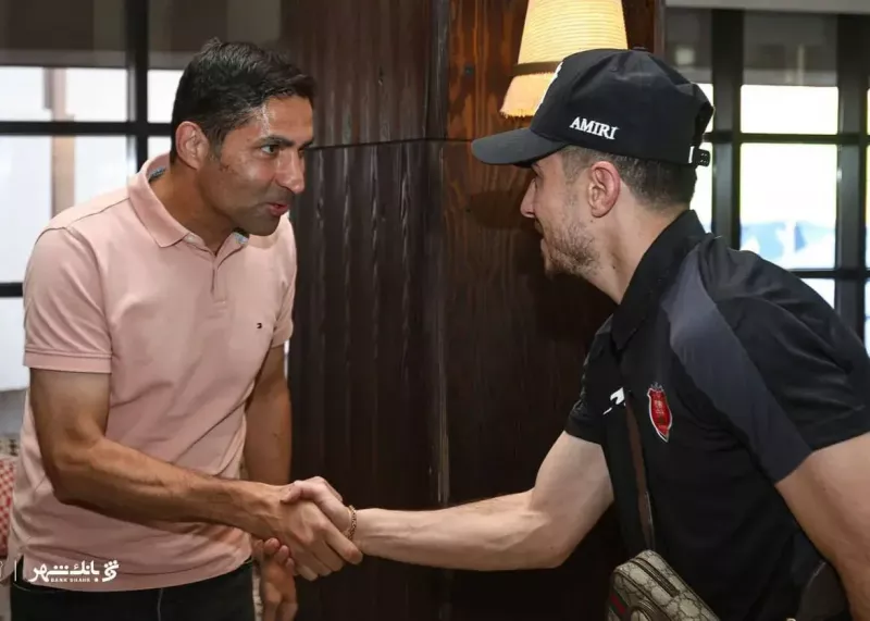 استقبال گرم در هتل / هاشمیان پرسپولیسی‌ها را سورپرایز کرد (عکس)