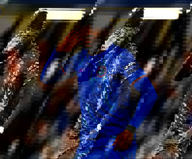 2206305