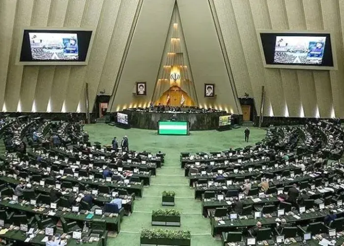 طرح دوفوریتی مجلس / الزام دولت به شکایت از آمریکا و اسرائیل