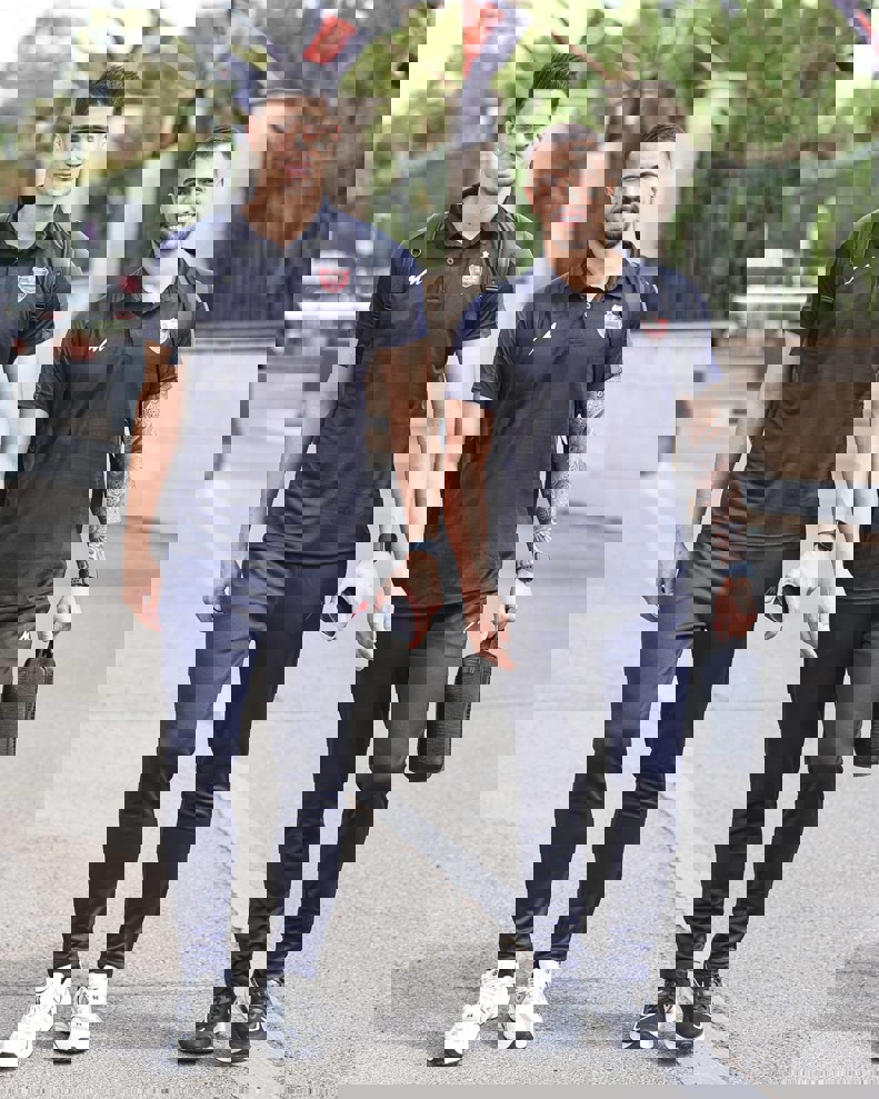 2206315