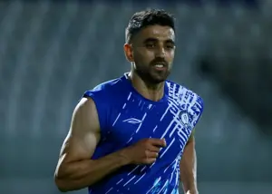 بازگشت مهاجم ناکام با پیراهن آبی (عکس)