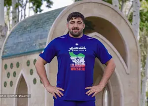 سلام نظامی پدیده سنگین وزن روی سکوی اول آسیا