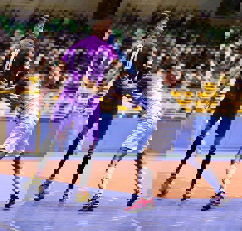 2206593