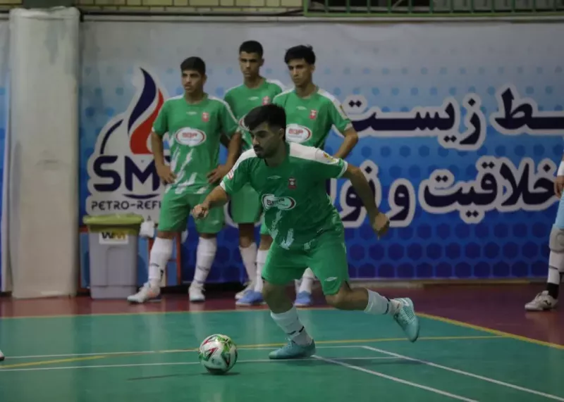 پیروزی پرگل قهرمان لیگ در دربی دوستانه اصفهان