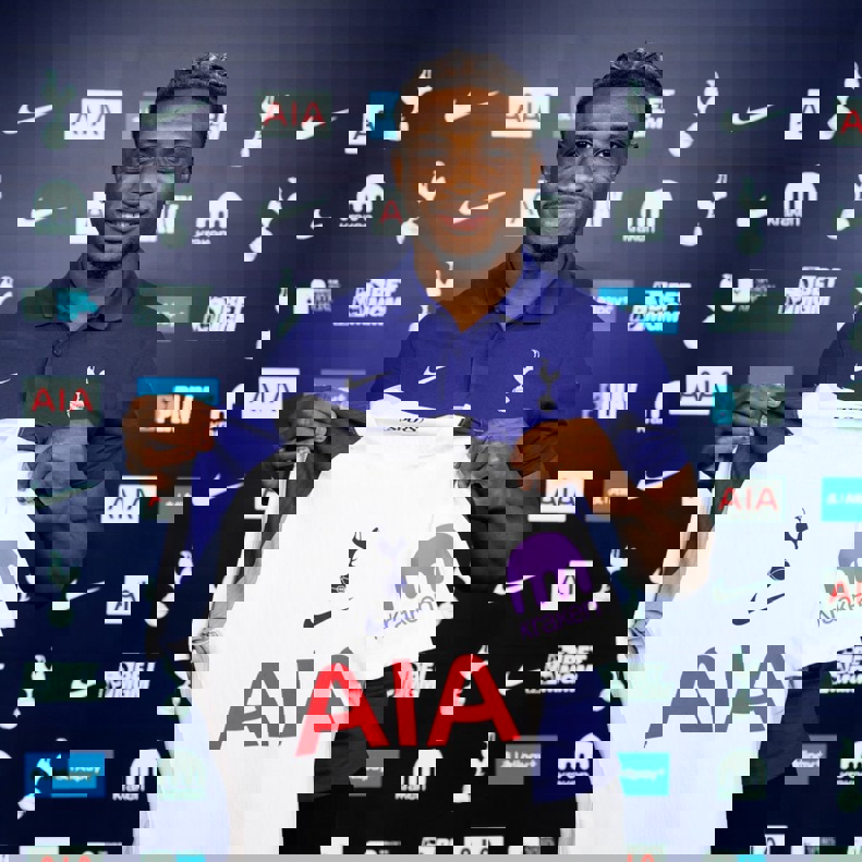 2206702
