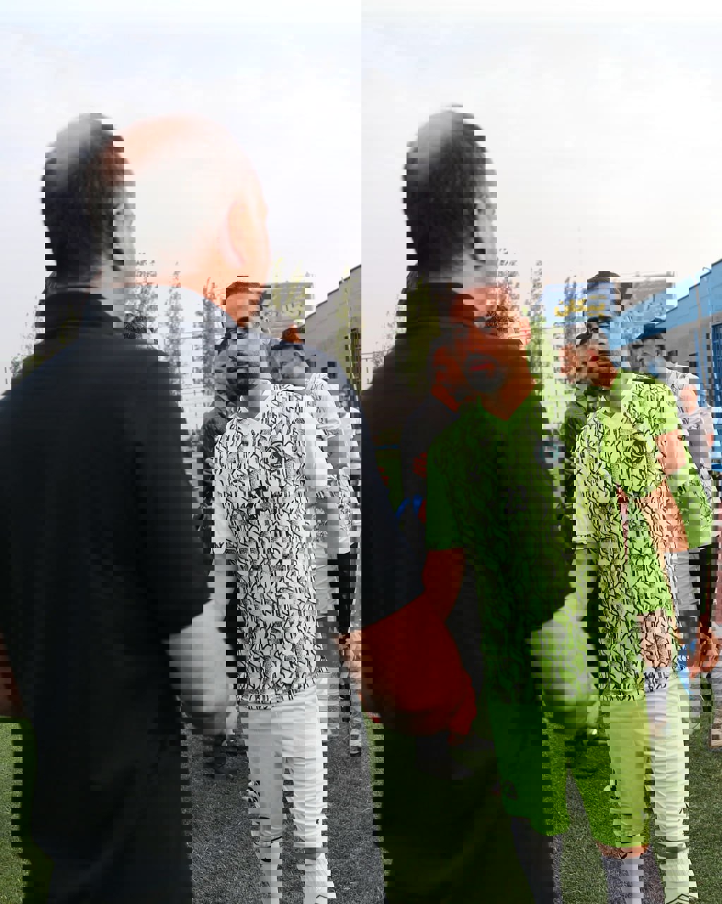 2206709
