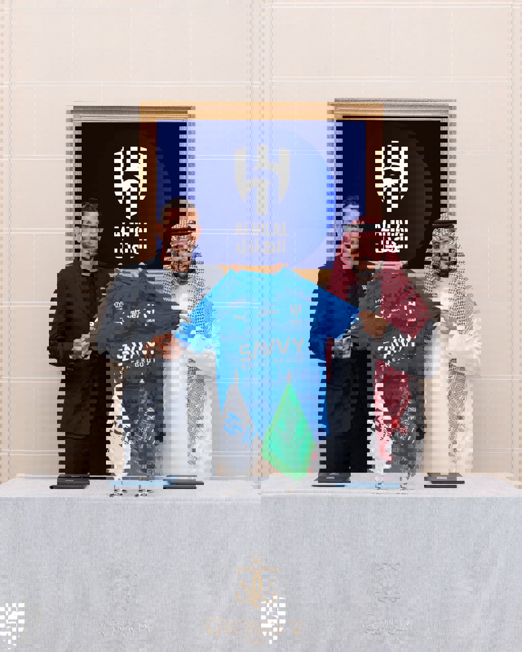 2206736