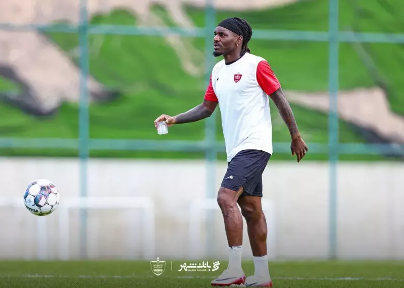 بیفوما در پرسپولیس جا باز کرد