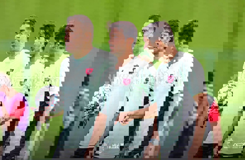 2206805