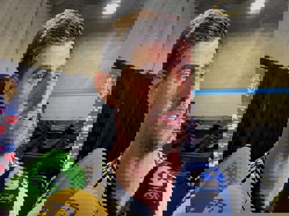 2207044
