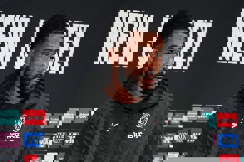 2207031