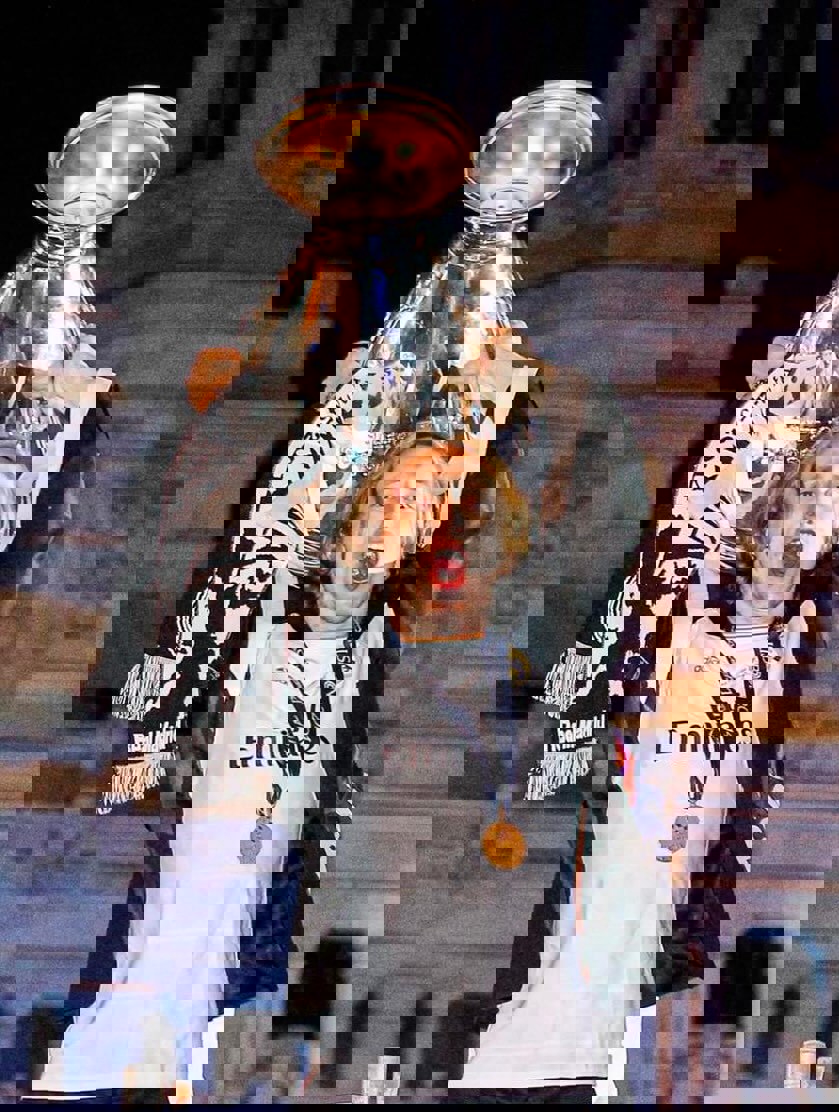 2207317