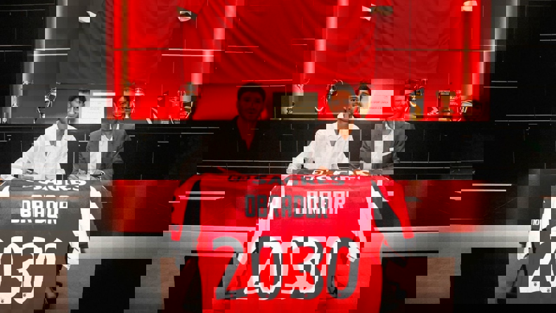 2206956