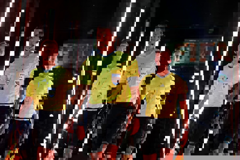 2207189