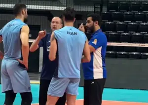 جلسه خصوصی پیاتزا با بازیکنان بعد از باخت به لهستان 