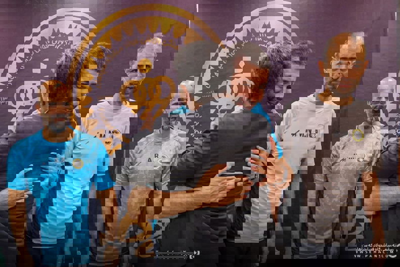 2207186