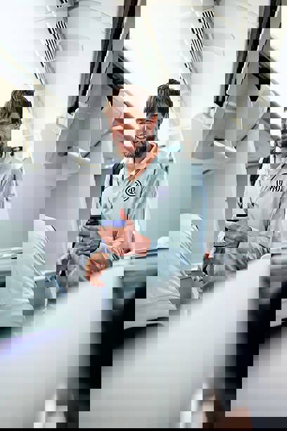 2207303