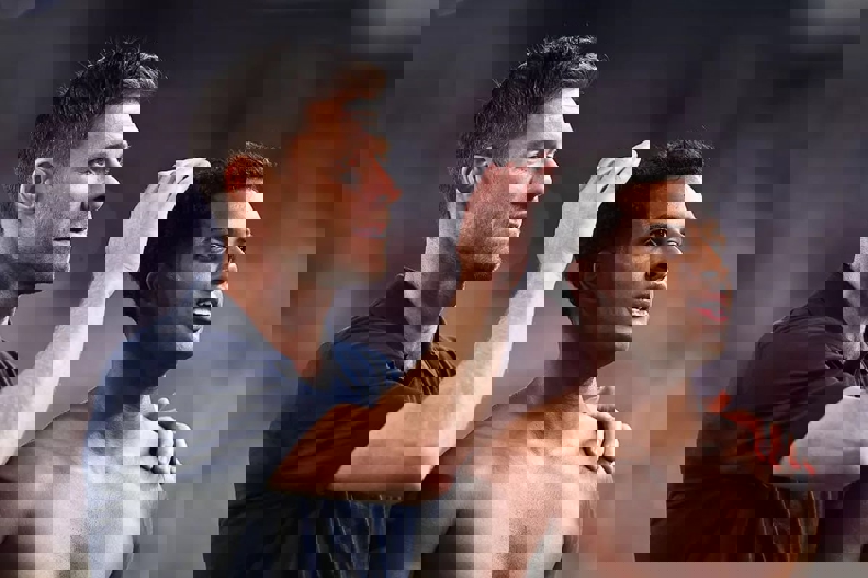 2207289