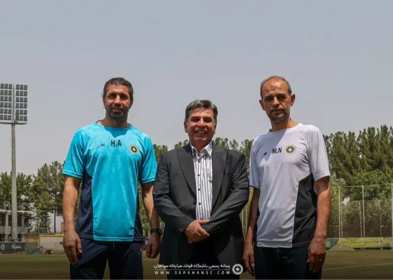 جمع طلایی‌ها جمع شد؛/ اتحاد دوباره 3 چهره آشنا در سپاهان (عکس)