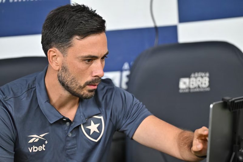 اقدام عجیب: ما آنچلوتی را برکنار کردیم!