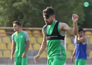 ذوب‌آهن: قاضی پور با ما قرارداد دارد