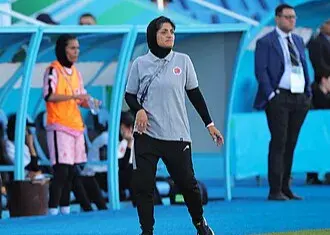 یک دهه منتظر چنین نمایشی از فوتبال زنان بودیم؛/ زیبا و شایسته: رقص یازده ستاره در زمین!