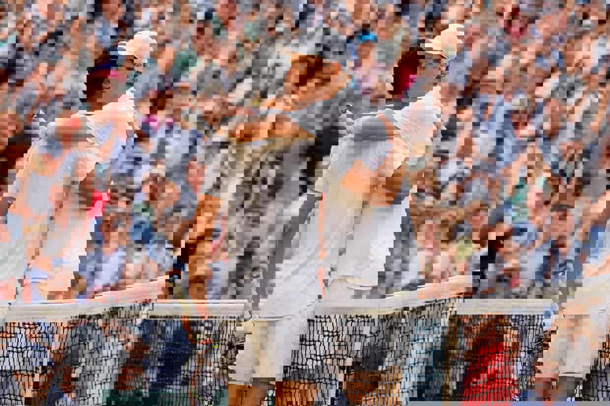 2207621