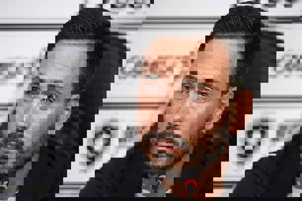 2207987