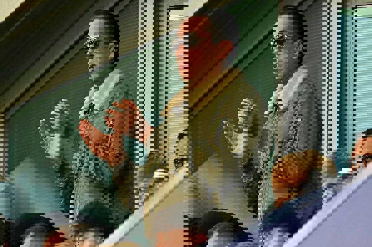 2207682
