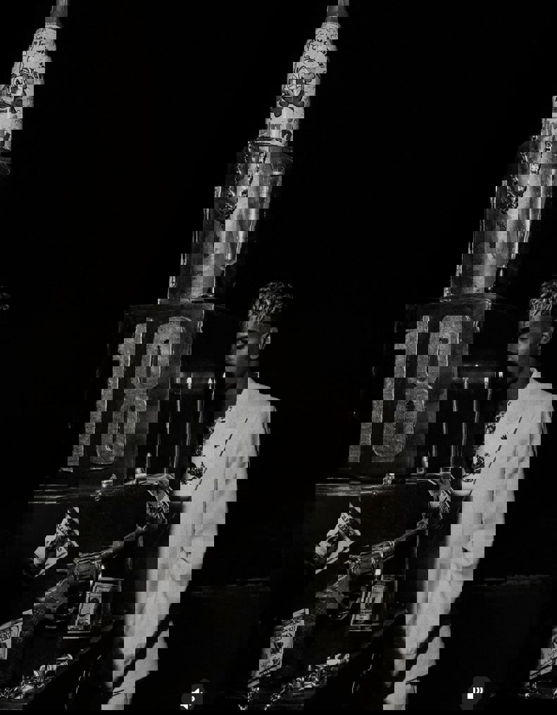 2207905