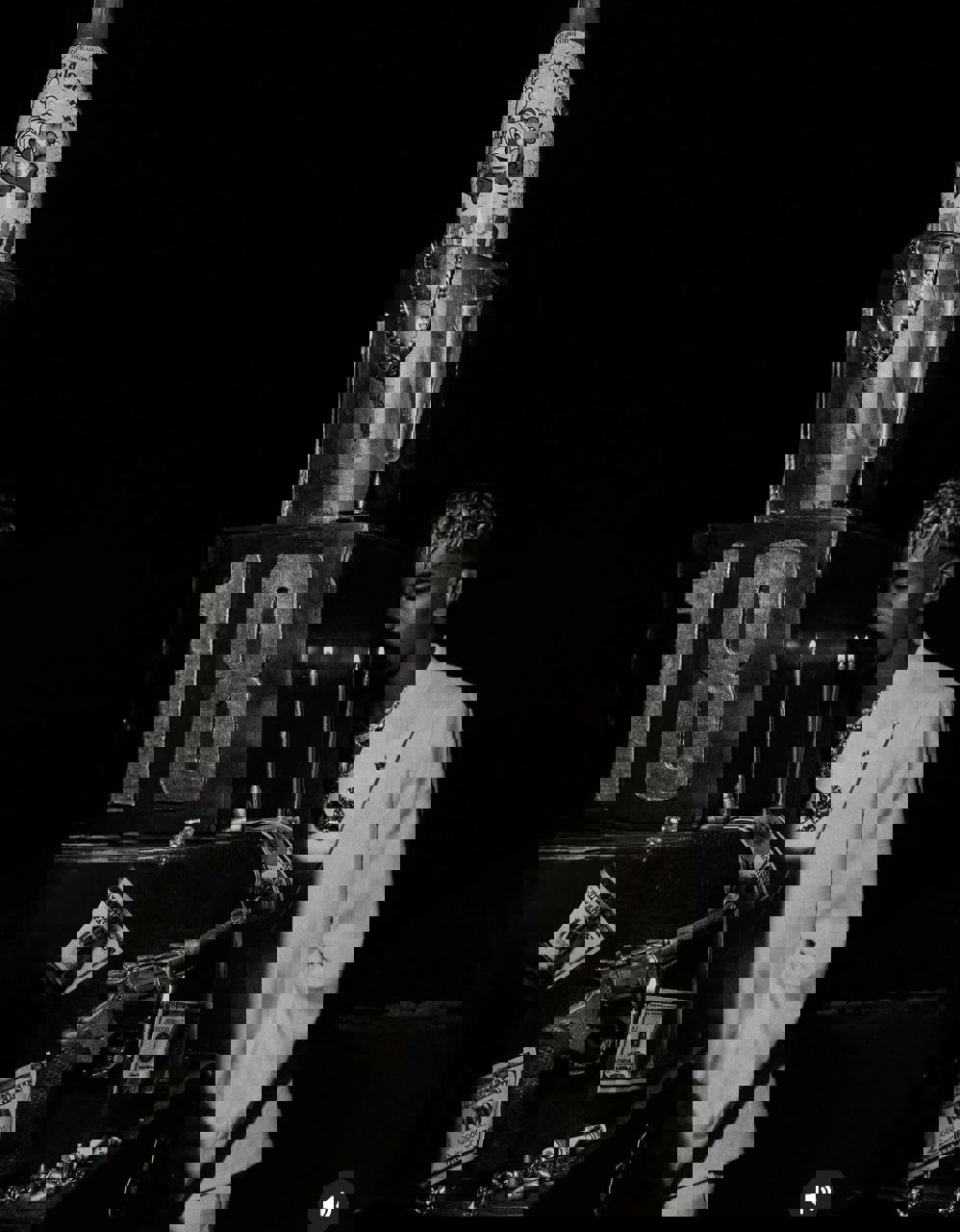 2207905