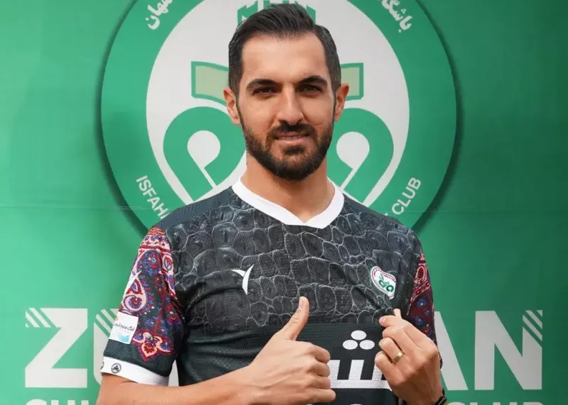 رسمی: هافبک کلیدی ذوب آهن ماندنی شد
