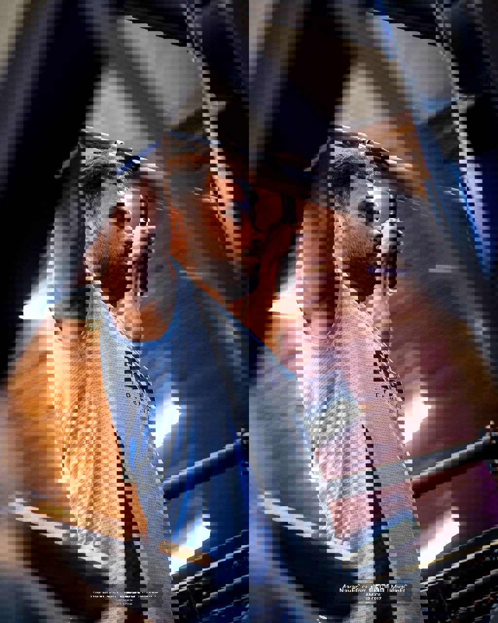 2208342