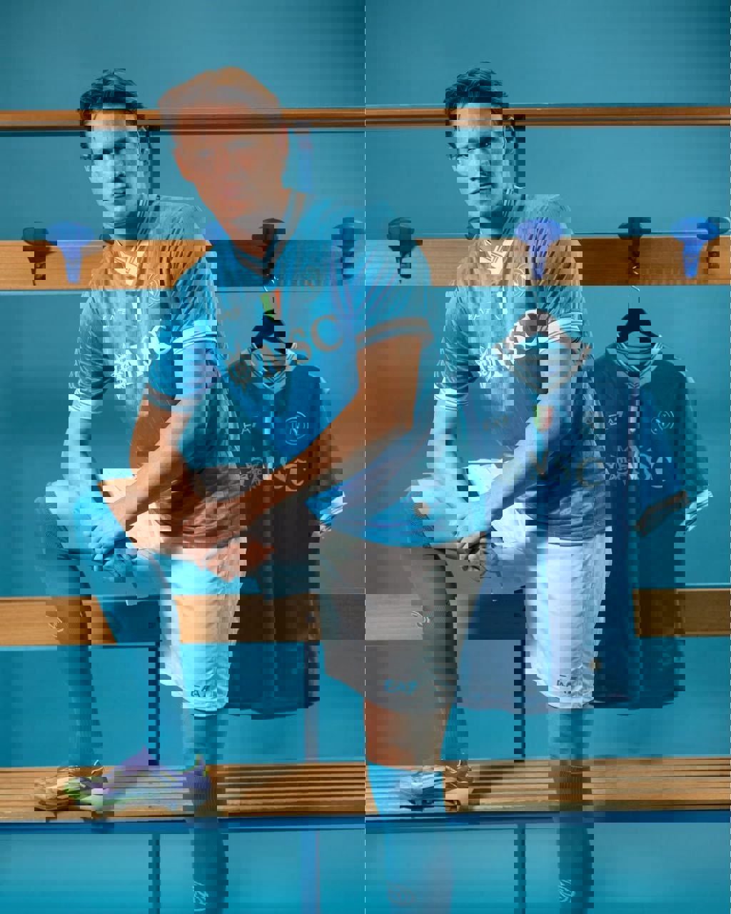 2208640