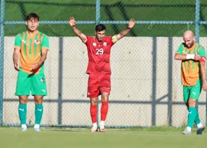 اولین گل فصل پرسپولیس با ضربه علیپور