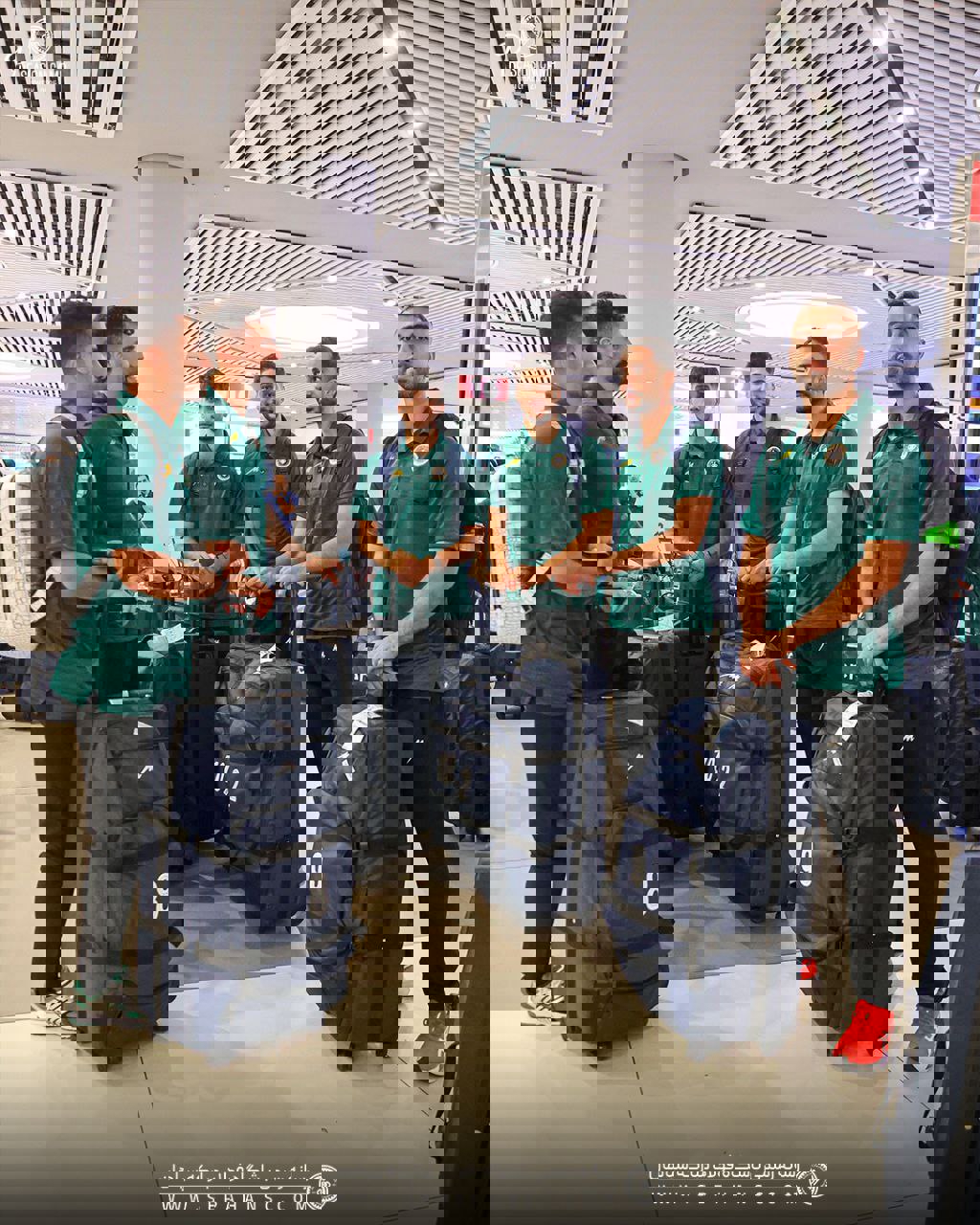 2208876